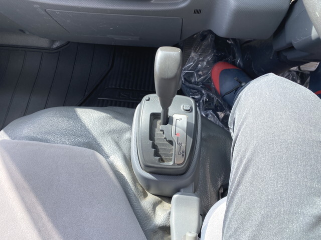 いすゞエルフ平ボディ小型（2t・3t）[写真11]