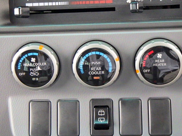 いすゞジャーニーマイクロバス[写真18]