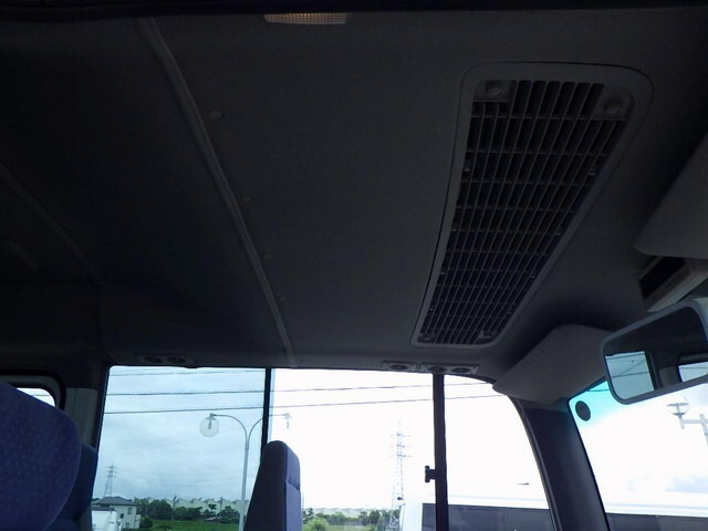 いすゞジャーニーマイクロバス[写真20]