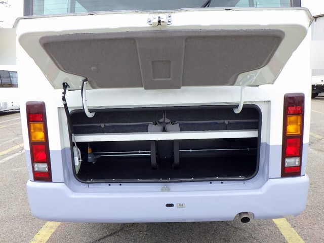 いすゞジャーニーマイクロバス[写真07]