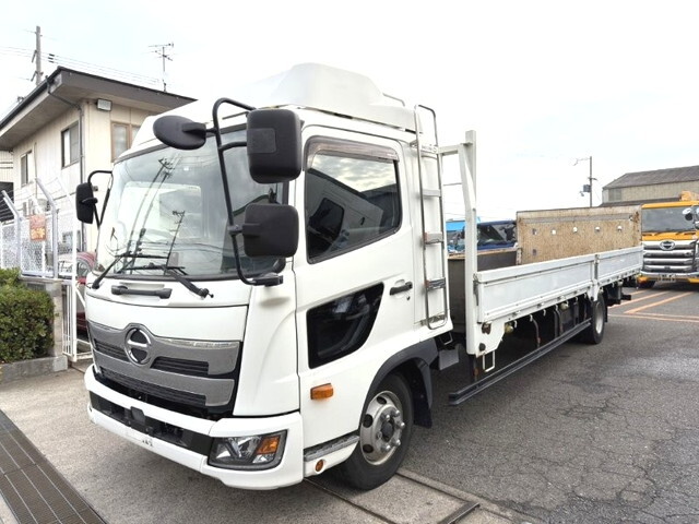 日野レンジャー平ボディ中型（4t）[写真03]