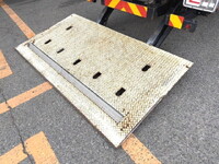 日野レンジャー平ボディ中型（4t）[写真07]