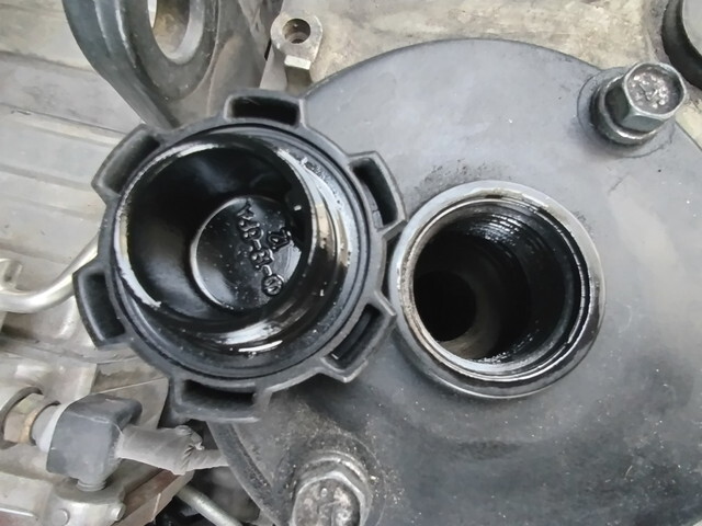 日野プロフィア冷凍車（冷蔵車）大型（10t）[写真14]