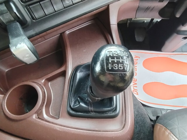 日野プロフィア冷凍車（冷蔵車）大型（10t）[写真27]