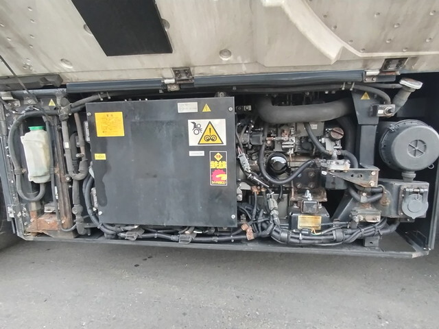 日野プロフィア冷凍車（冷蔵車）大型（10t）[写真09]