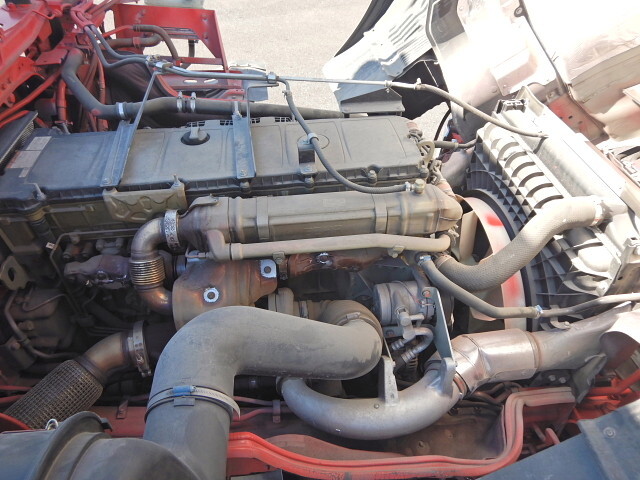 三菱ふそうスーパーグレートコンテナ専用車大型（10t）[写真15]