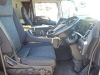 三菱ふそうスーパーグレートコンテナ専用車大型（10t）[写真18]