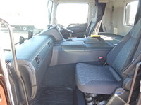 三菱ふそうスーパーグレートコンテナ専用車大型（10t）[写真19]