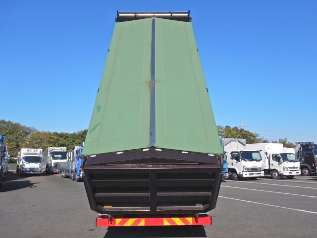 三菱ふそうスーパーグレートコンテナ専用車大型（10t）[写真07]