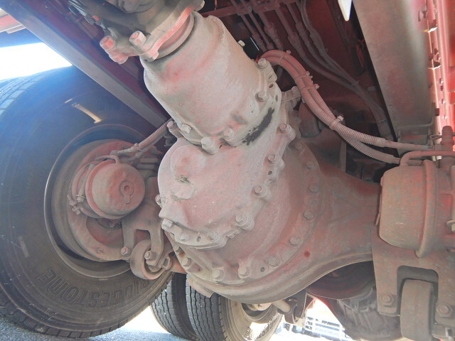 三菱ふそうスーパーグレートコンテナ専用車大型（10t）[写真09]