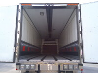 日野プロフィア冷蔵冷凍ウイング大型（10t）[写真27]