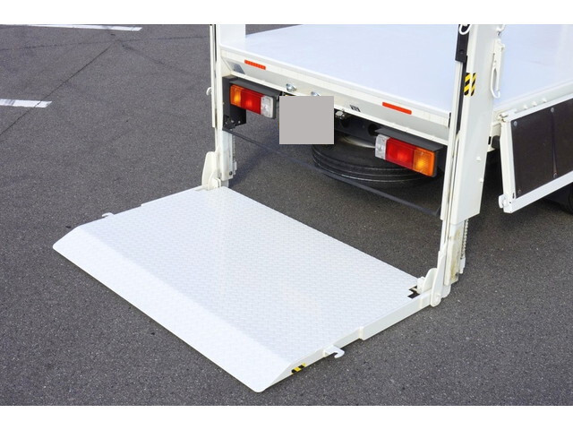 トヨタダイナ平ボディ小型（2t・3t）[写真18]