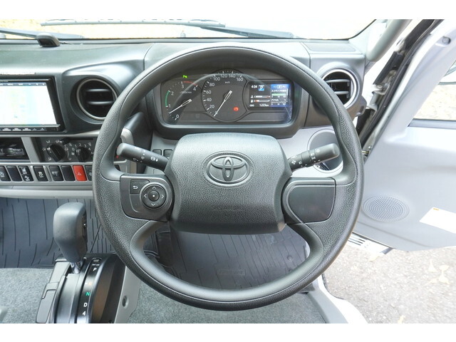 トヨタダイナ平ボディ小型（2t・3t）[写真32]