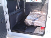 いすゞエルフダブルキャブ（Wキャブ）小型（2t・3t）[写真20]