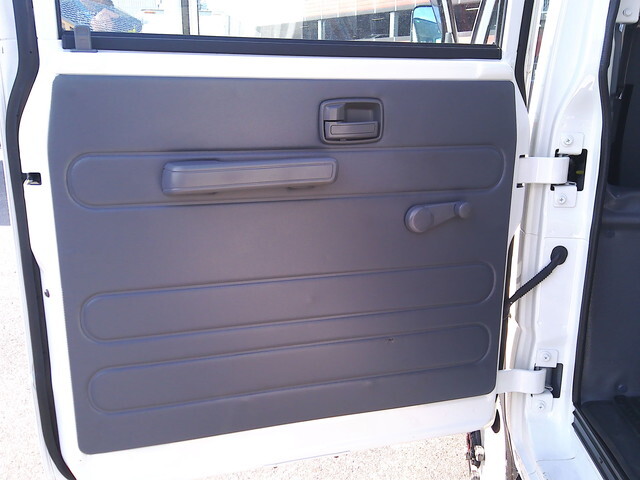 いすゞエルフダブルキャブ（Wキャブ）小型（2t・3t）[写真20]