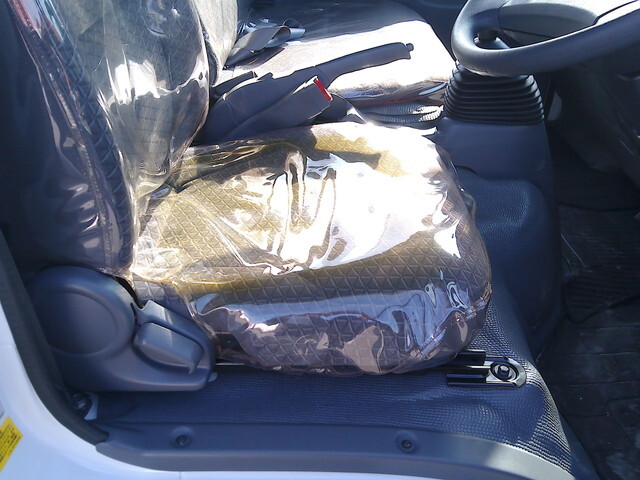 いすゞエルフダブルキャブ（Wキャブ）小型（2t・3t）[写真23]