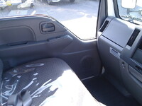 いすゞエルフダブルキャブ（Wキャブ）小型（2t・3t）[写真26]