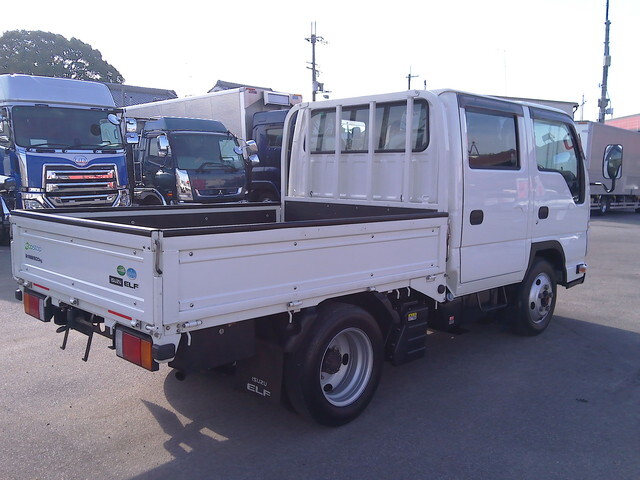いすゞエルフダブルキャブ（Wキャブ）小型（2t・3t）[写真04]