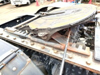 UDトラックスクオントレーラーヘッド（トラクターヘッド）大型（10t）[写真09]