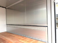 いすゞエルフアルミウイング小型（2t・3t）[写真12]