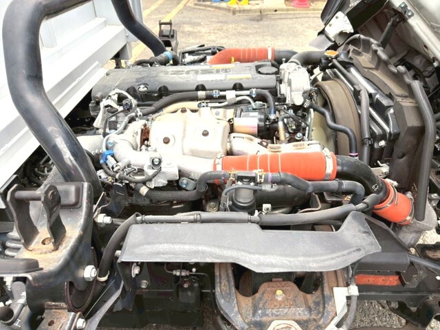 いすゞエルフアルミウイング小型（2t・3t）[写真22]