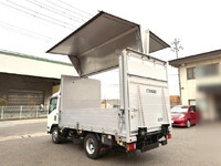 いすゞエルフアルミウイング小型（2t・3t）[写真02]