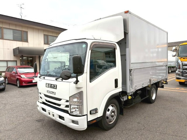 いすゞエルフアルミウイング小型（2t・3t）[写真03]