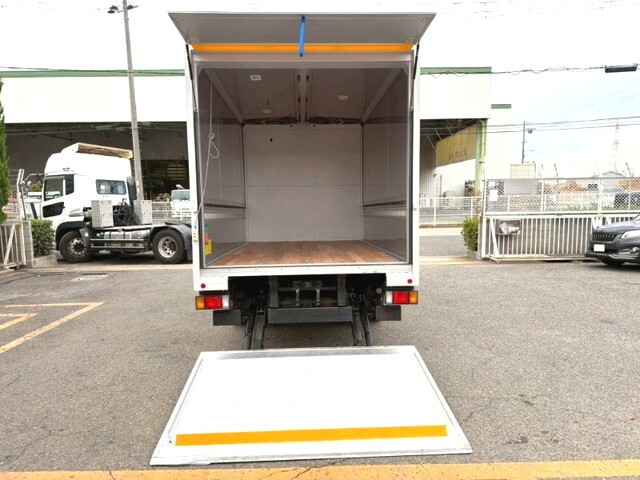 いすゞエルフアルミウイング小型（2t・3t）[写真07]