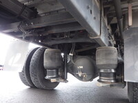 三菱ふそうファイターアルミウイング中型（4t）[写真14]