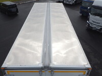 三菱ふそうファイターアルミウイング中型（4t）[写真36]