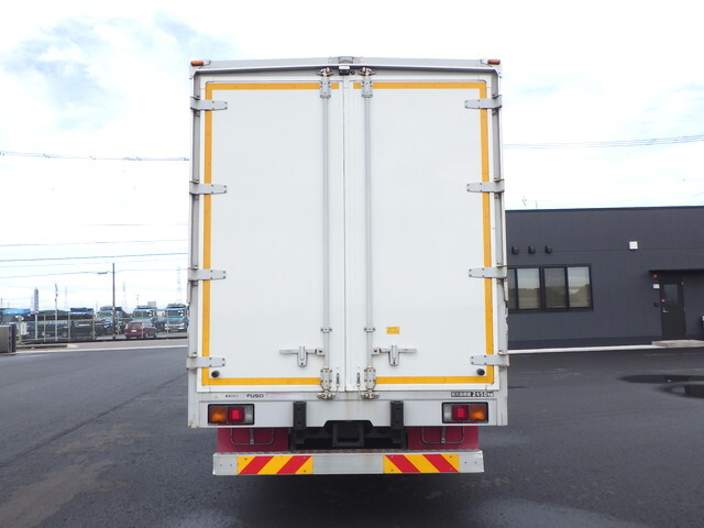 三菱ふそうファイターアルミウイング中型（4t）[写真05]