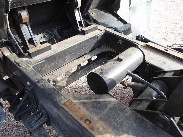 いすゞフォワードダンプ中型（4t）[写真17]