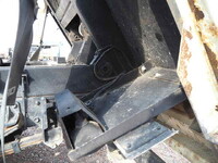 いすゞフォワードダンプ中型（4t）[写真24]