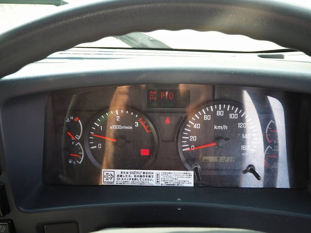 いすゞフォワードダンプ中型（4t）[写真36]