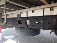 いすゞフォワードアルミウイング中型（4t）[写真16]