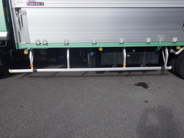 いすゞフォワードアルミウイング中型（4t）[写真21]