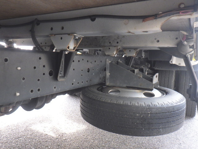 日野デュトロ平ボディ小型（2t・3t）[写真14]