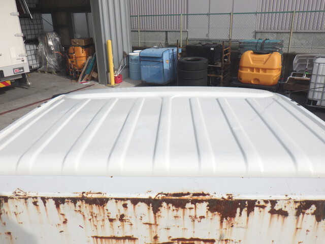 日野デュトロ平ボディ小型（2t・3t）[写真15]