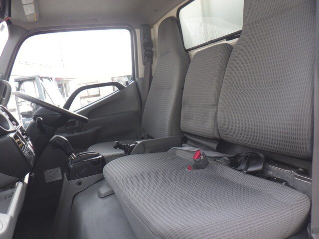 日野デュトロ平ボディ小型（2t・3t）[写真25]