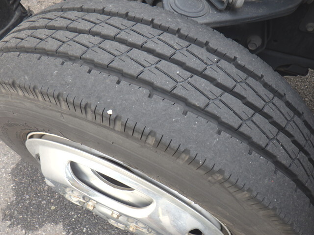 日野デュトロ平ボディ小型（2t・3t）[写真27]