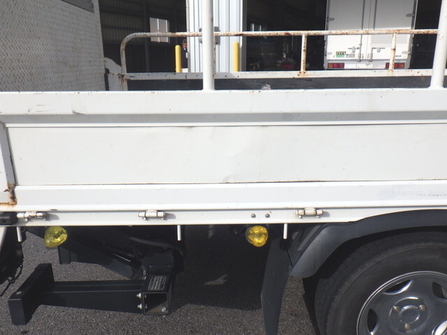 日野デュトロ平ボディ小型（2t・3t）[写真32]