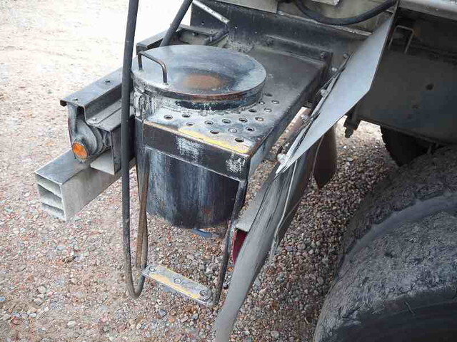 いすゞギガミキサー車（コンクリートミキサー）大型（10t）[写真15]