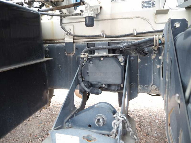 いすゞギガミキサー車（コンクリートミキサー）大型（10t）[写真27]