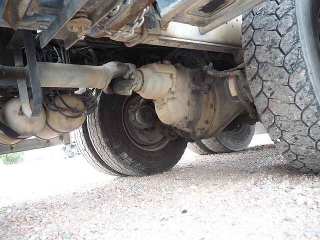 いすゞギガミキサー車（コンクリートミキサー）大型（10t）[写真30]