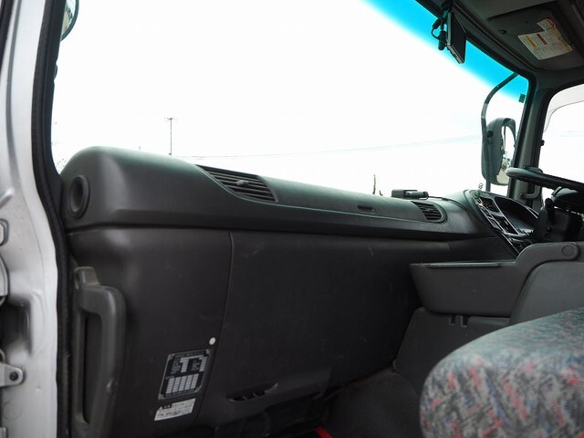 いすゞギガミキサー車（コンクリートミキサー）大型（10t）[写真34]