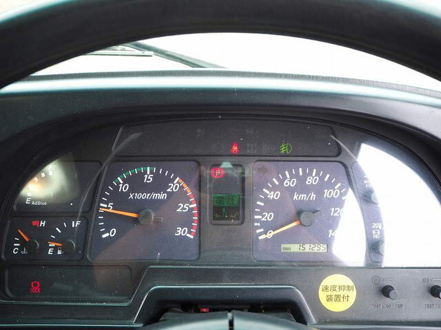 いすゞギガミキサー車（コンクリートミキサー）大型（10t）[写真39]