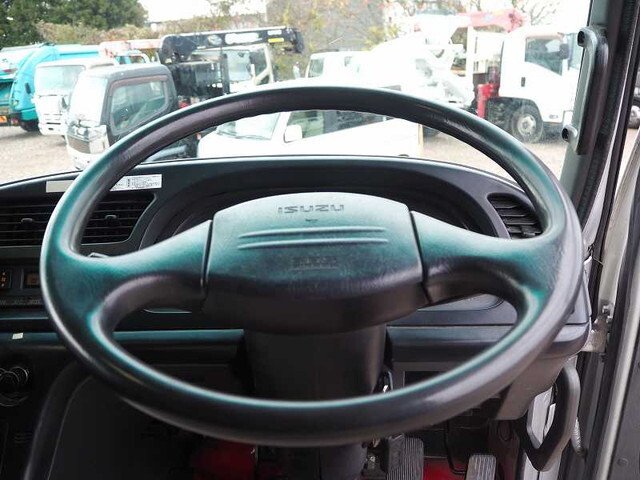 いすゞギガミキサー車（コンクリートミキサー）大型（10t）[写真40]