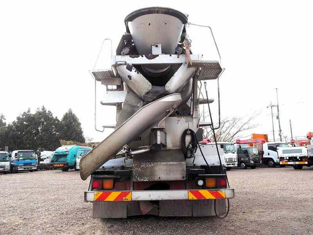 いすゞギガミキサー車（コンクリートミキサー）大型（10t）[写真06]