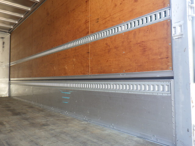 日野レンジャーアルミウイング中型（4t）[写真10]