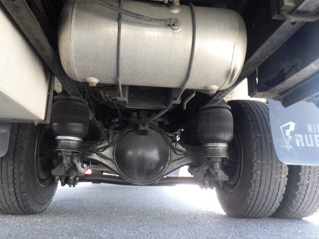 日野レンジャーアルミウイング中型（4t）[写真28]